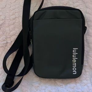 lululemon athletica Small Crossbody Bag in Olive